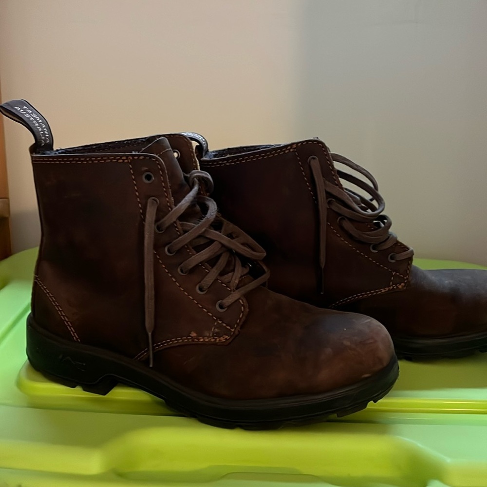 Super rare Blundstone Lace-up boots